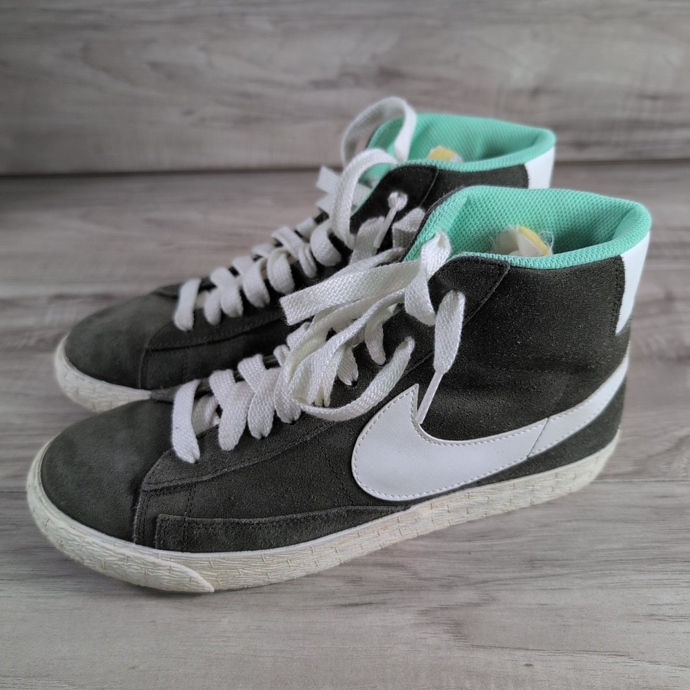 Nike Blazer Mid 77 Olive Mint Suede Sneakers 518171-303 Shoes Women's 9.5